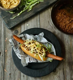 Daily Dog hotdog met verse toppings detail